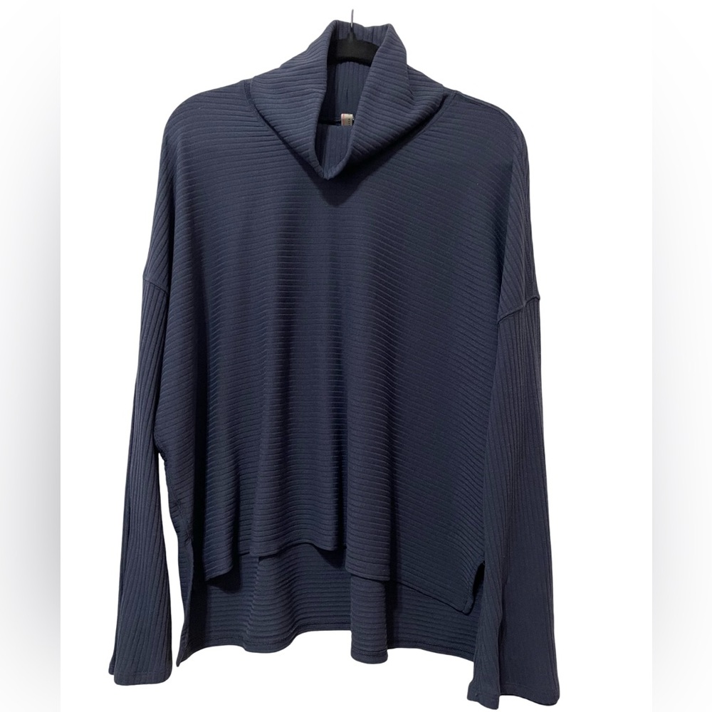 Free People Movement Can’t Handle This Turtleneck - Picture 1 of 10